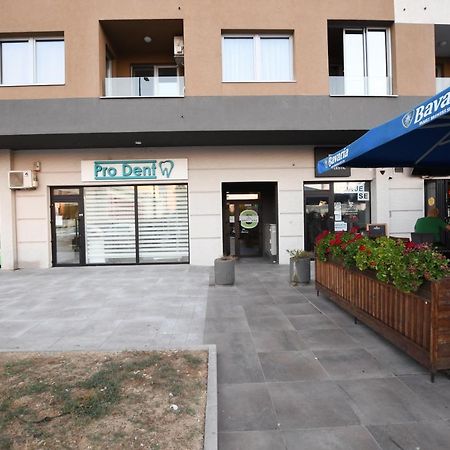 Sky Way Studio Apartment Sarajevo Exterior photo