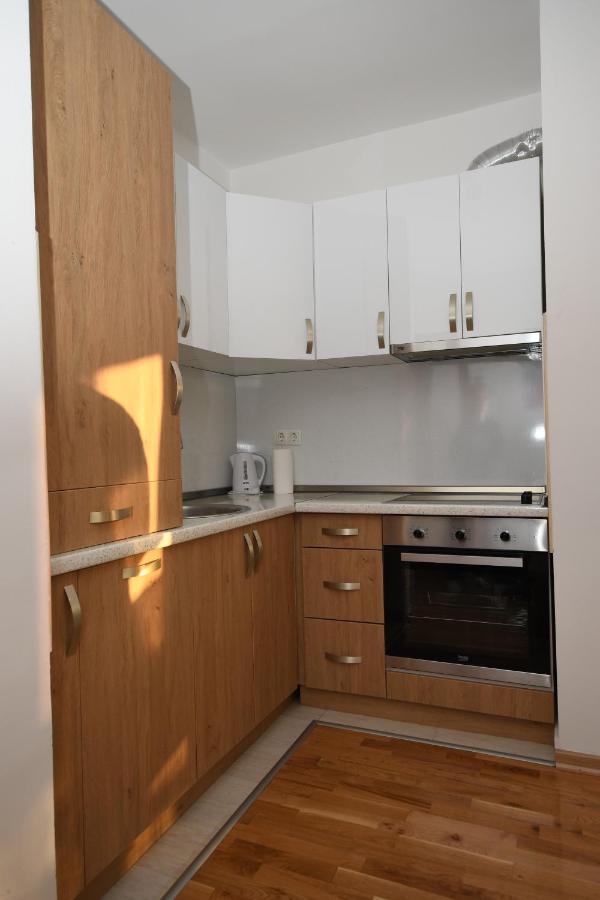 Sky Way Studio Apartment Sarajevo Exterior photo